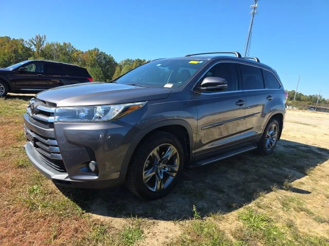 Used 2018 Gray Toyota Limited Platinum image 3