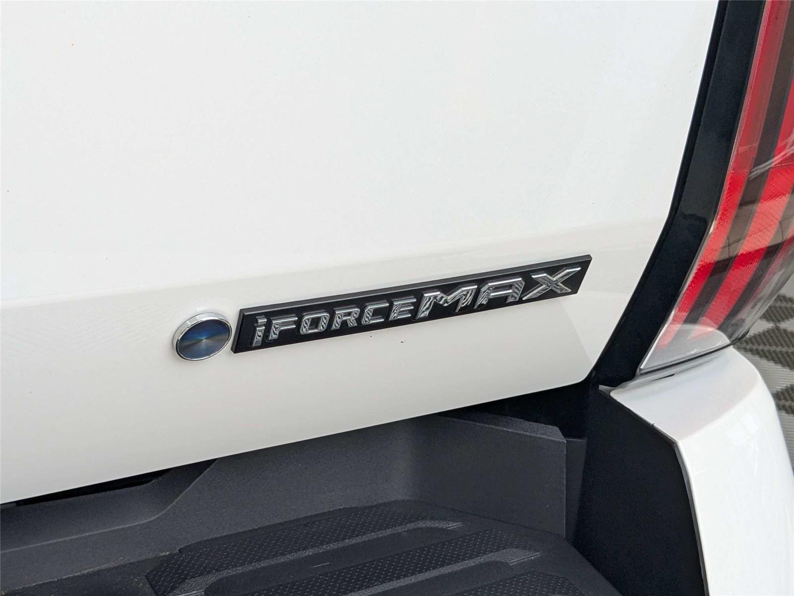 2025 Toyota Tundra TRD Pro - Photo 8