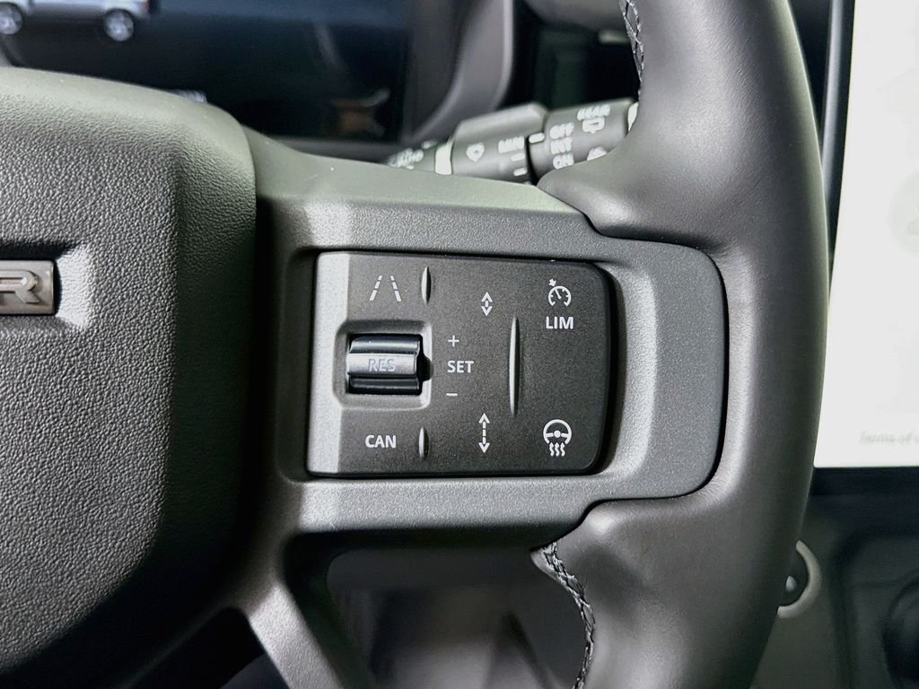 New 2026 Borasco Grey Land Rover X-Dynamic SE image 13