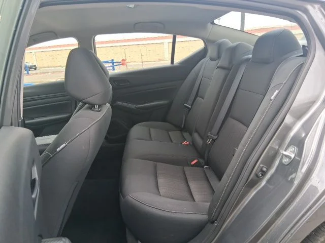 2025 Nissan Altima S - Photo 17