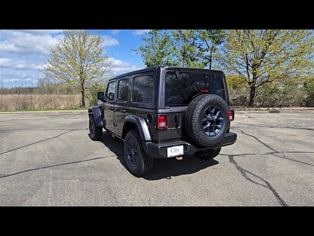 New 2026 Granite Crystal Metallic Clear-Coat Exterior Paint Jeep 85th Anniversary Edition image 6