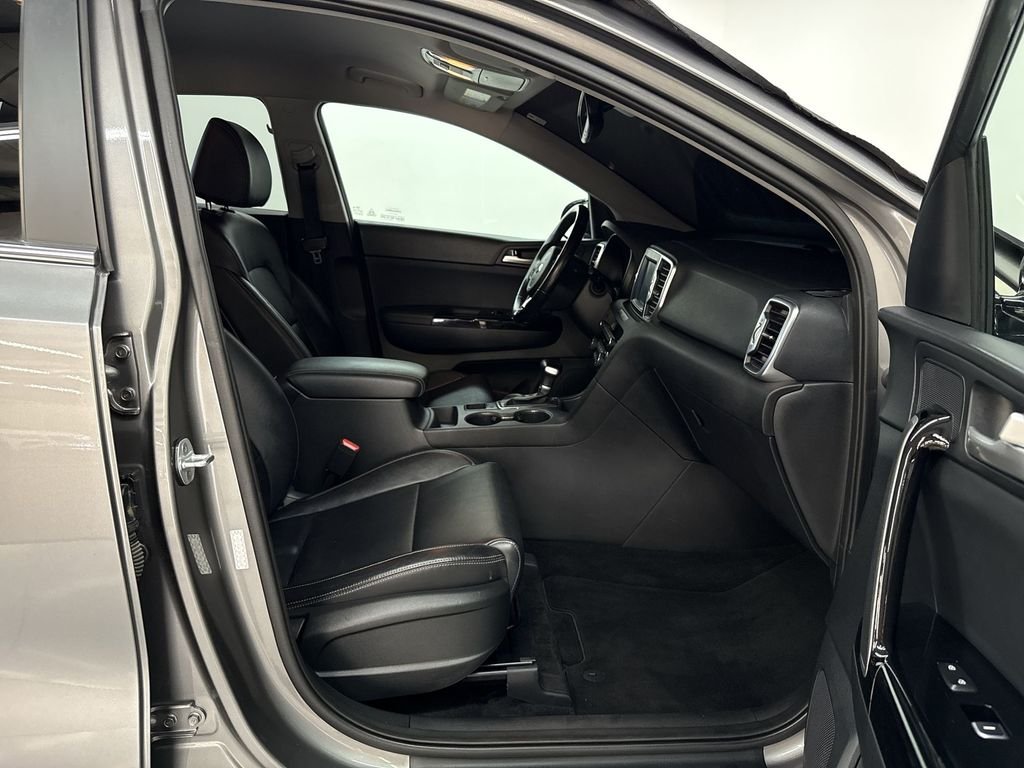 Used 2019 Mineral Silver Kia EX image 18