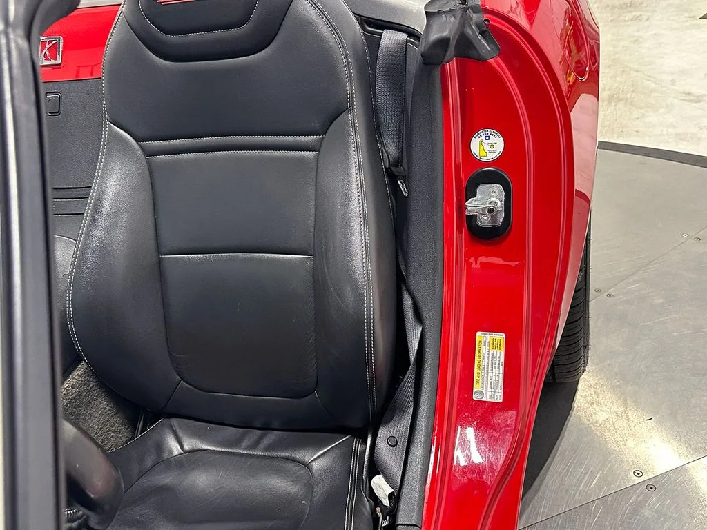 Used 2007 Red Saturn Base image 40