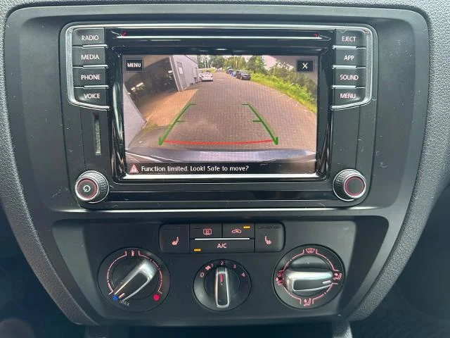 Used 2018 Platinum Gray Metallic Volkswagen  image 21