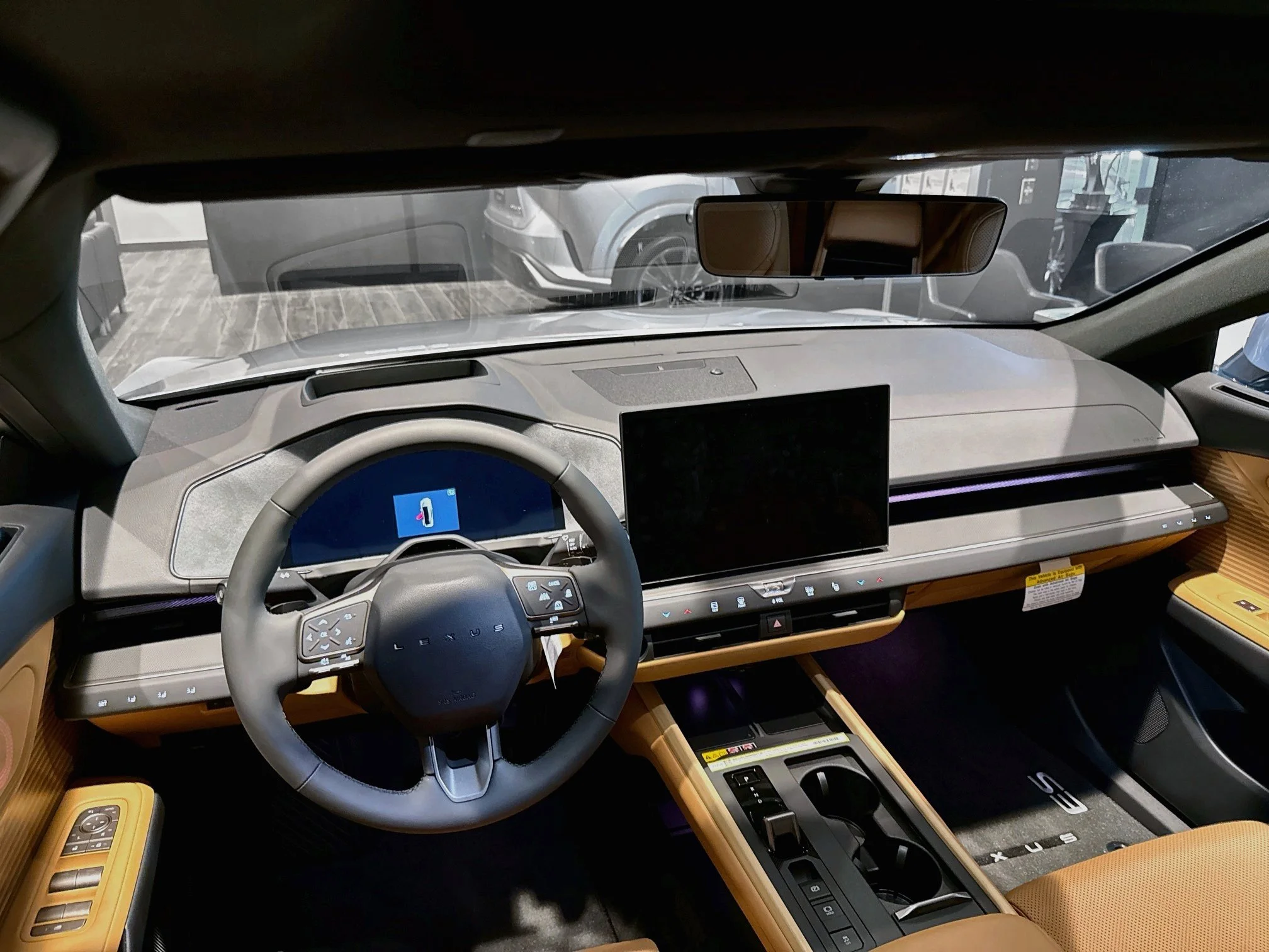 New 2026 Iridium Lexus ES 350e LUXURY image 20