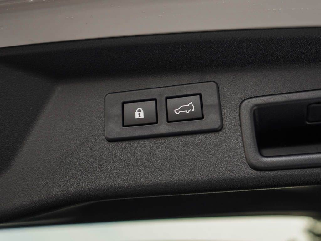 2026 Subaru Outback Limited - Photo 9