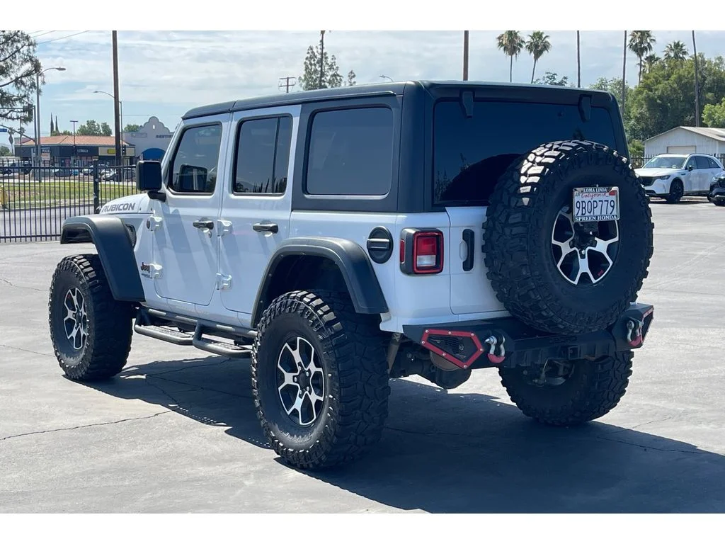 Used 2022 Bright White Clearcoat Jeep Unlimited Rubicon image 3