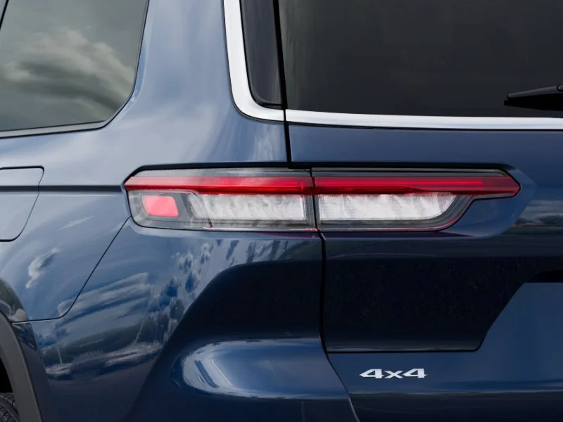 New 2026 Fathom Blue Pearlcoat Jeep Limited image 9