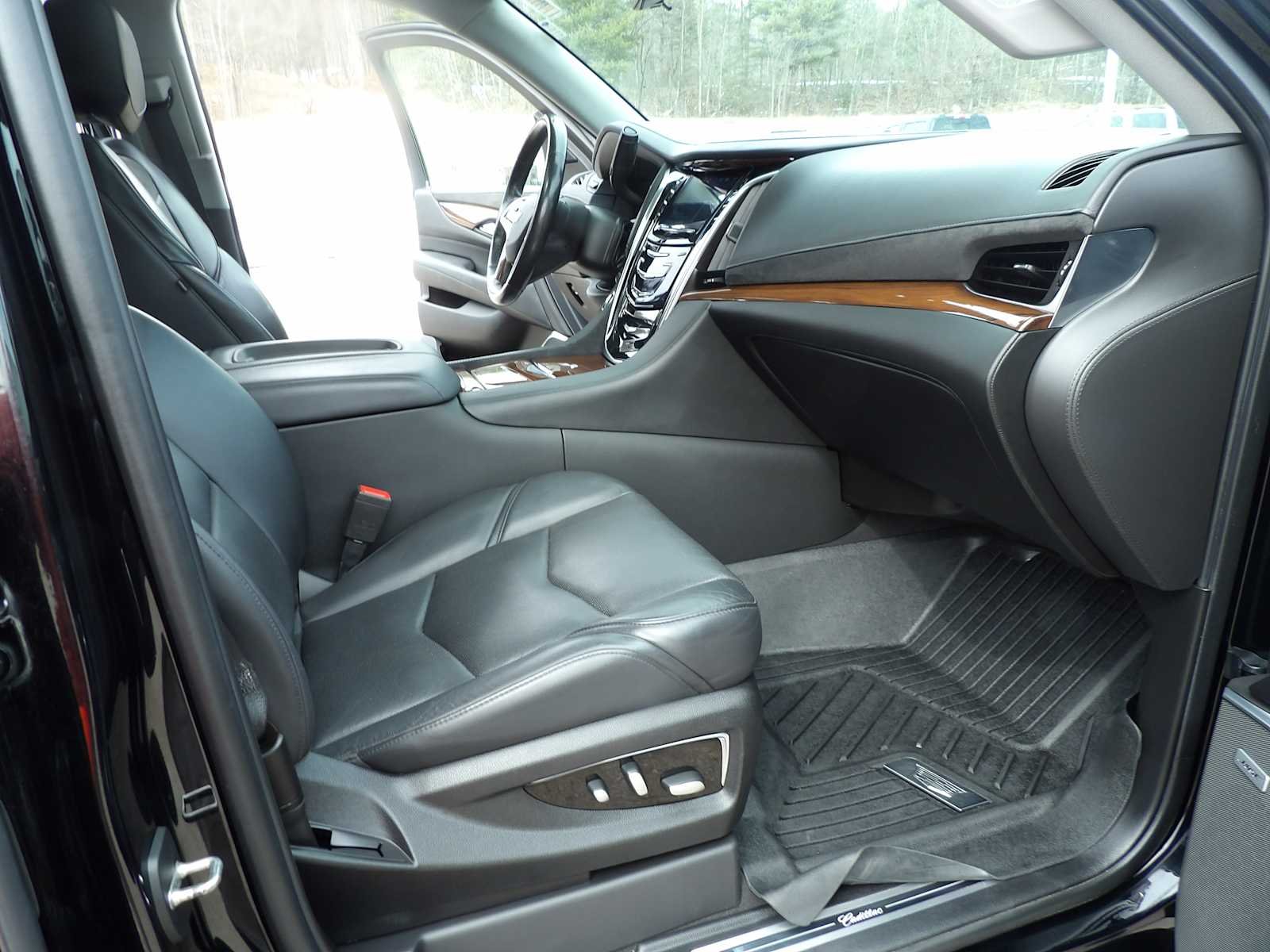 2020 Cadillac Escalade Premium Luxury - Photo 15