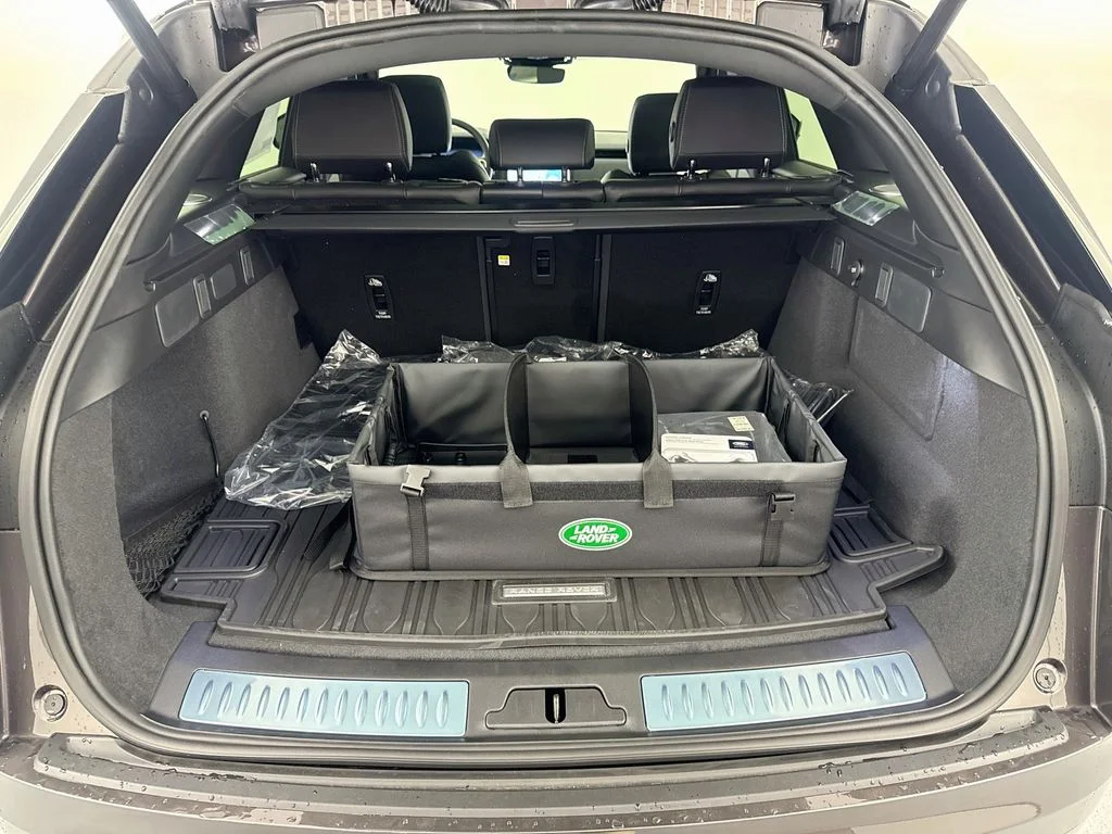 New 2026 Charente Grey Land Rover Belgravia Edition image 27