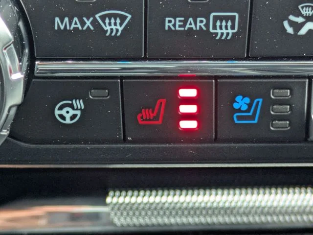 New 2026 Avalanche Ford Lariat® image 23