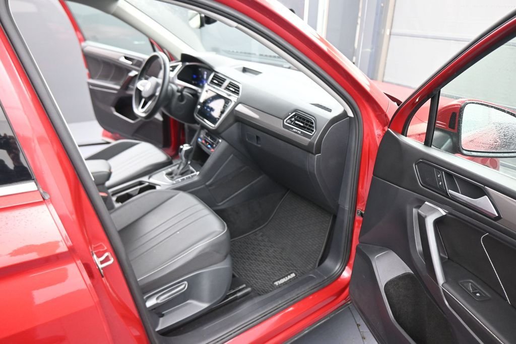 Used 2023 Red Volkswagen 2.0T SE image 42