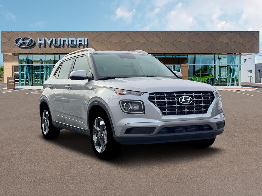 New 2026 Shimmering Silver Hyundai SEL image 11