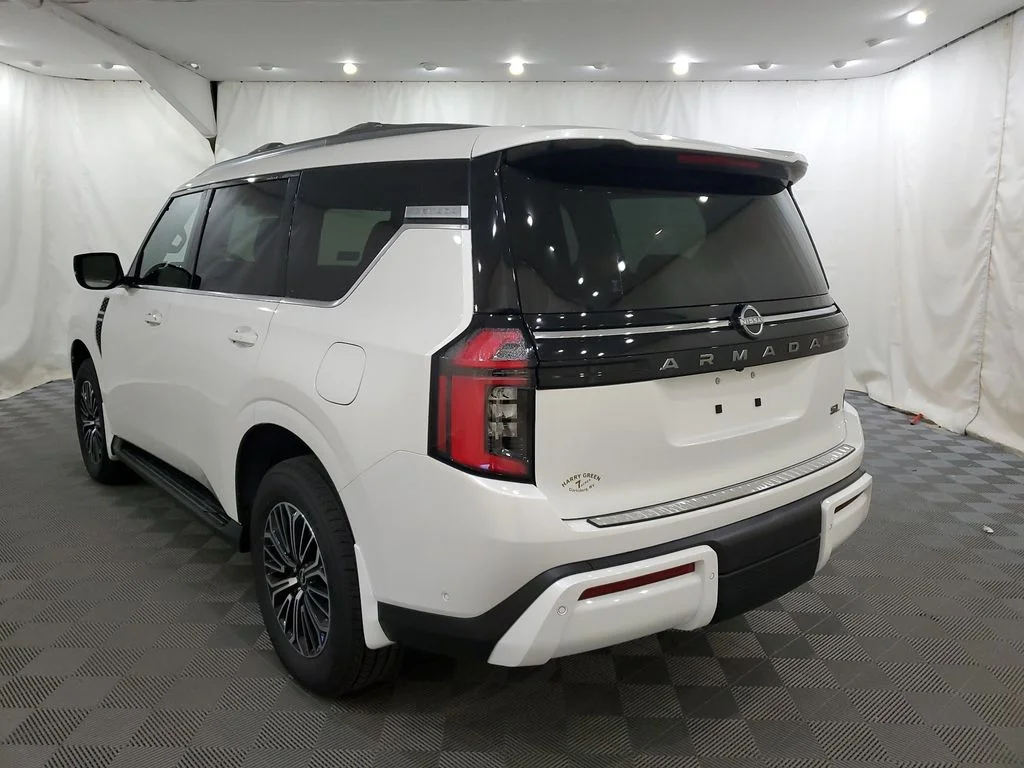 2026 Nissan Armada SL - Photo 9