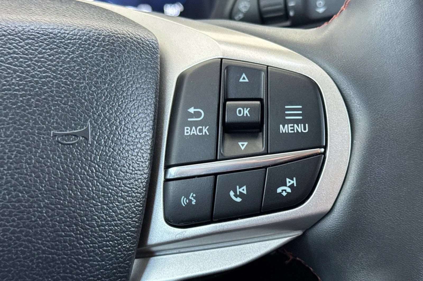 Used 2025 White Ford Active image 29