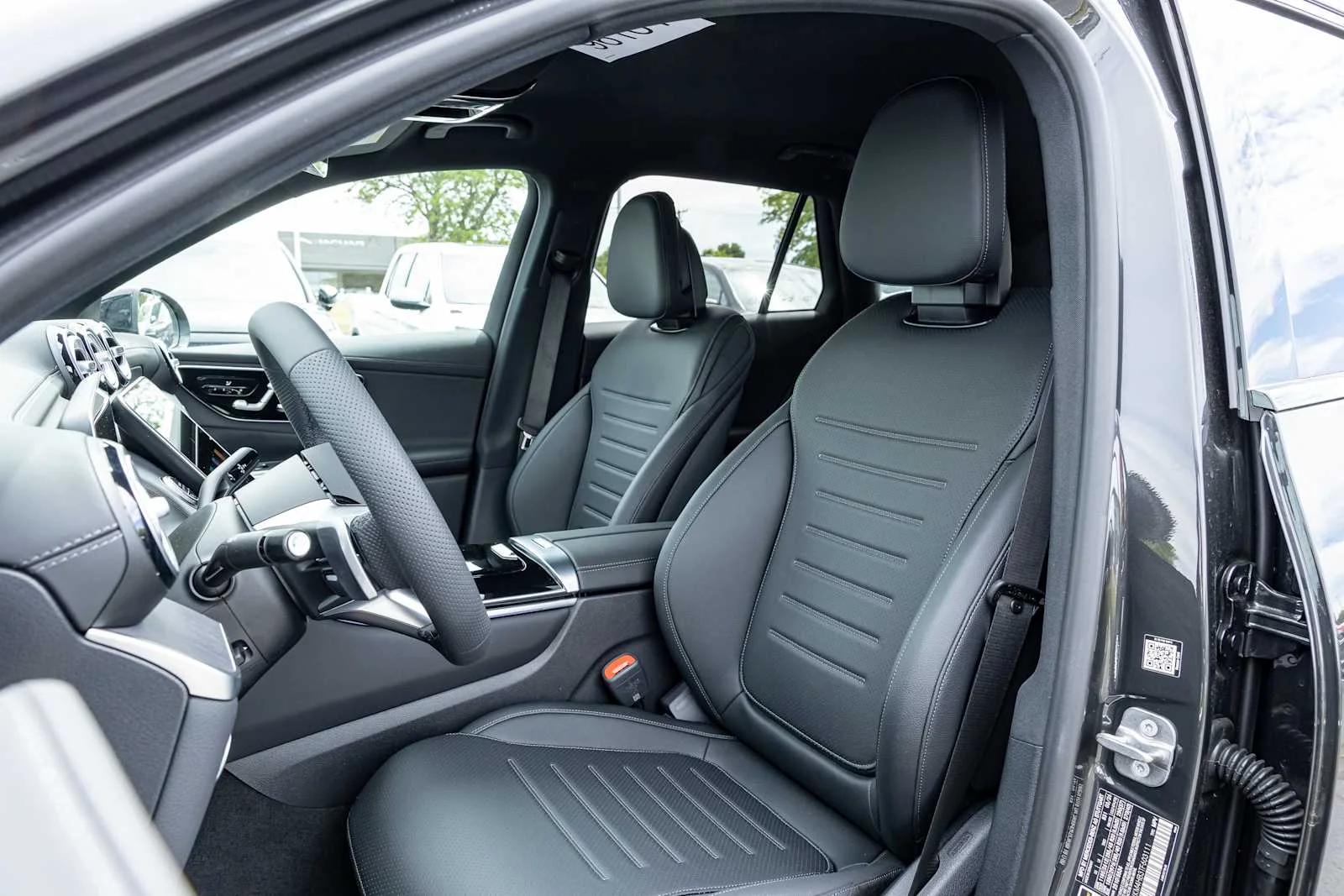 New 2026 Graphite Grey Metallic Mercedes-Benz GLC 300 image 21