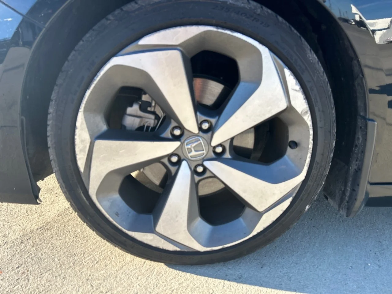 Used 2018  Honda Touring 1.5T image 10