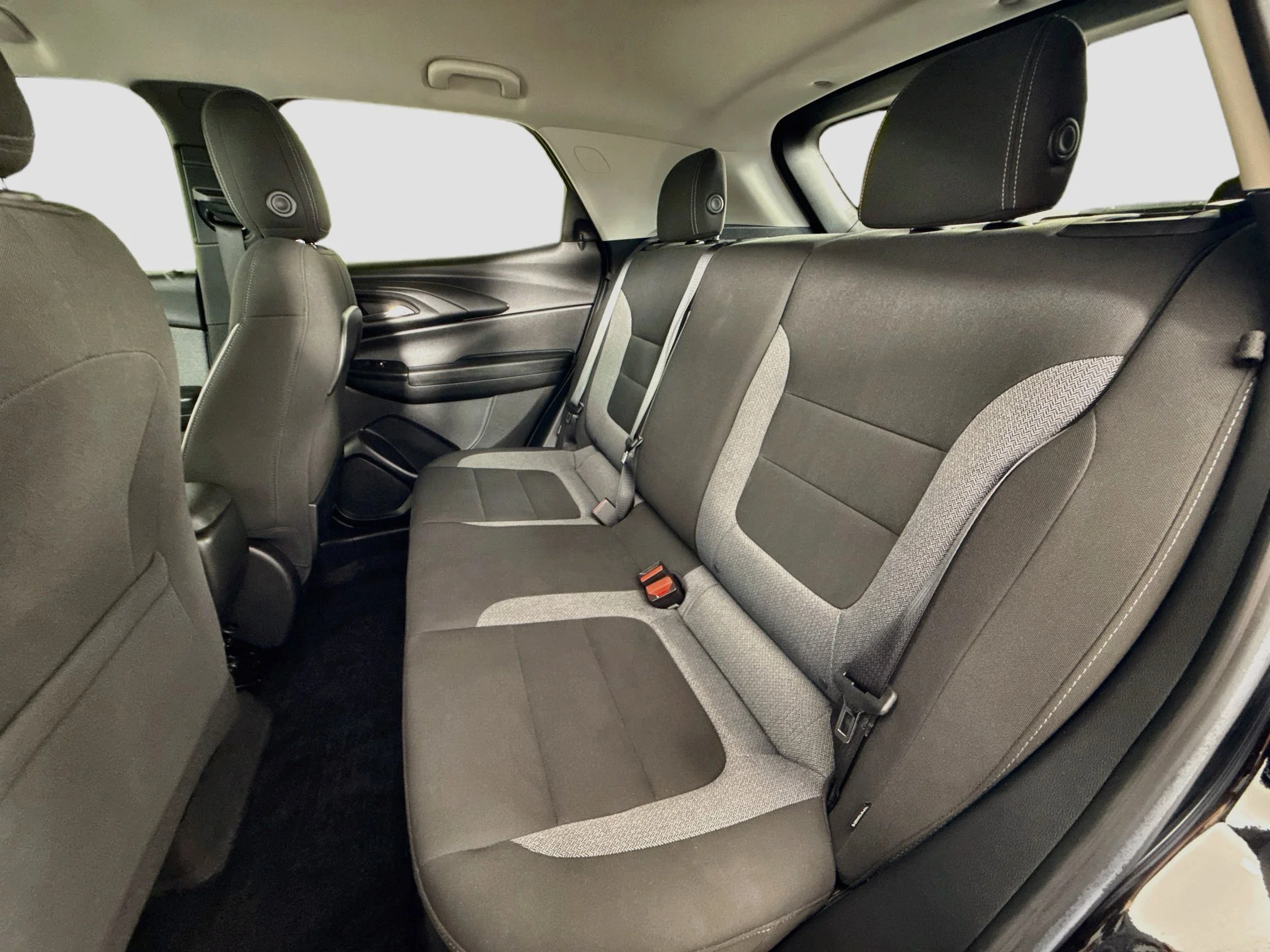 Used 2022 Mosaic Black Metallic Chevrolet LT image 25