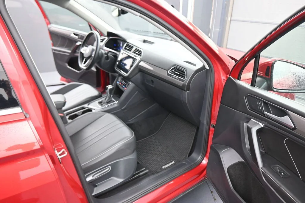 Used 2023 Red Volkswagen 2.0T SE image 42