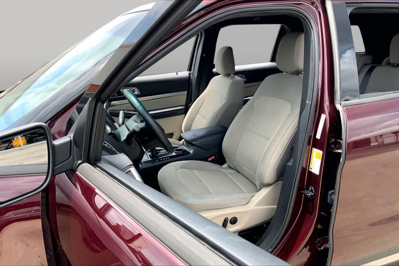 Used 2019 Burgundy Velvet Metallic Tinted Clearcoat Ford XLT image 8