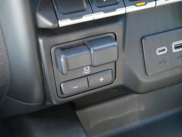 Used 2020 SILVER ICE METALLIC Chevrolet LT Trail Boss image 29