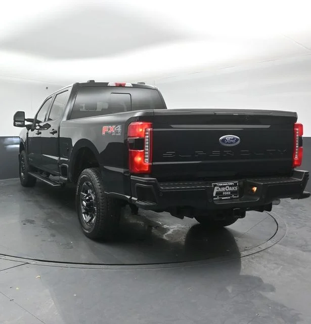 Used 2024 Agate Black Metallic Ford Lariat image 6