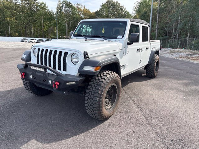 Used 2020 White Jeep Sport image 3
