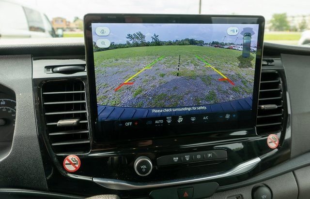 Used 2024 Oxford White Ford XLT image 20