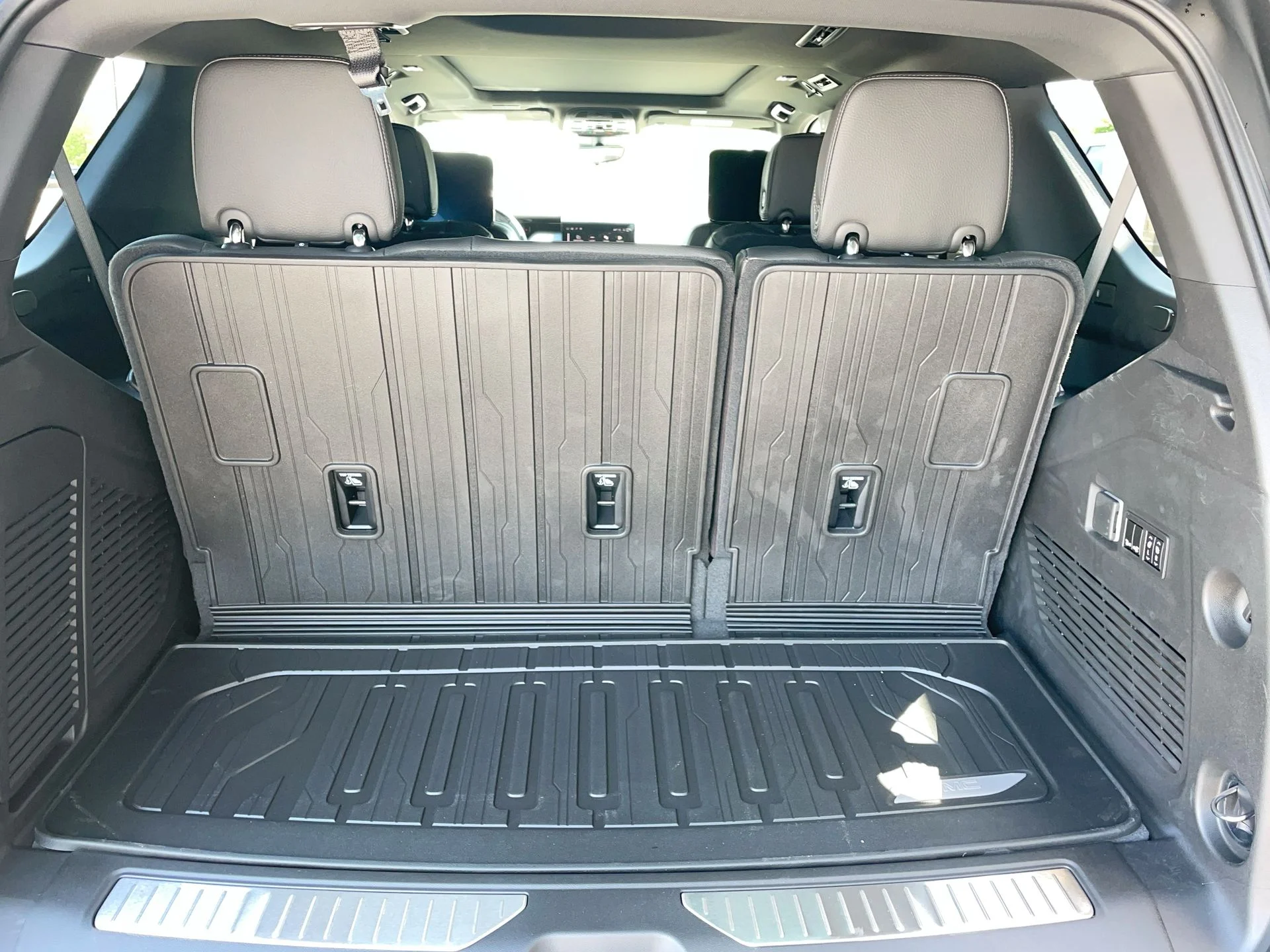 New 2026 Downpour Metallic GMC Denali image 91
