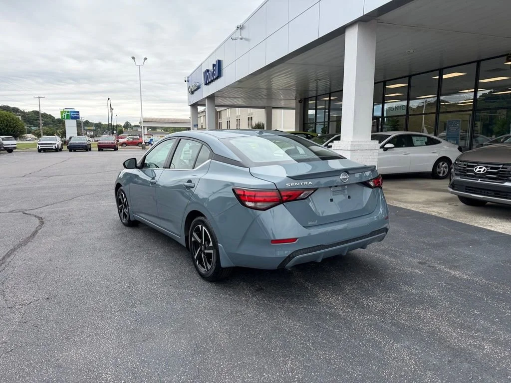 Used 2025 Gray Nissan SV image 7