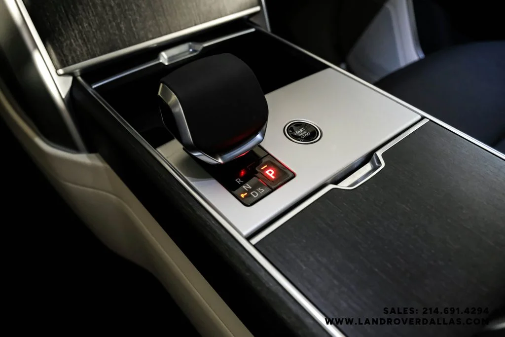 2024 Land Rover Range Rover SE - Photo 25