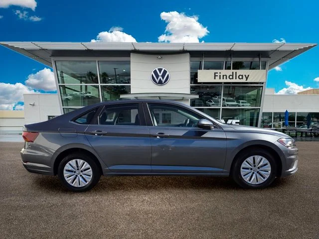 Used 2019 Gray Volkswagen 1.4T S image 7