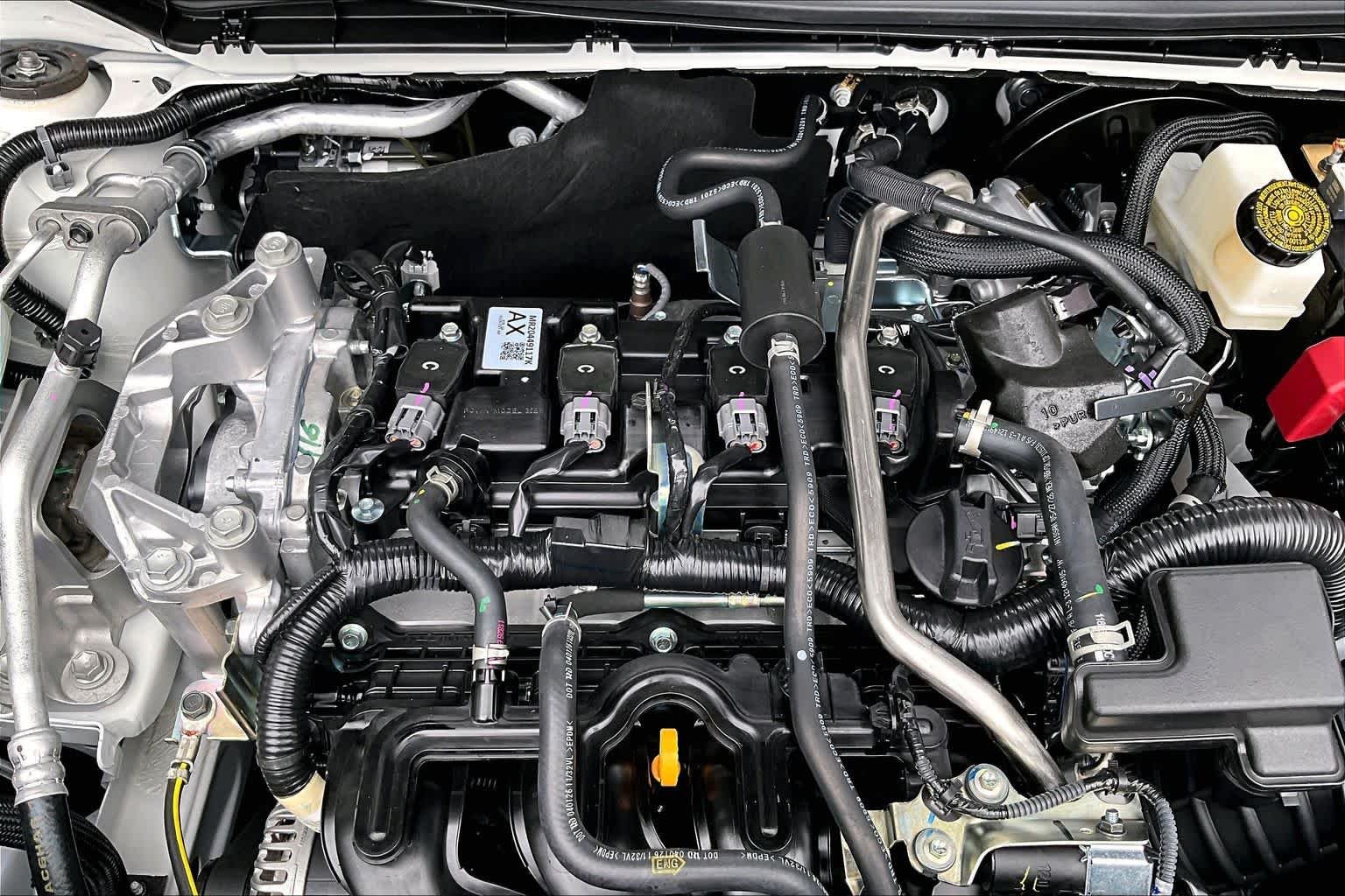New 2026 Aspen White Tricoat/Super Black Nissan SV image 17