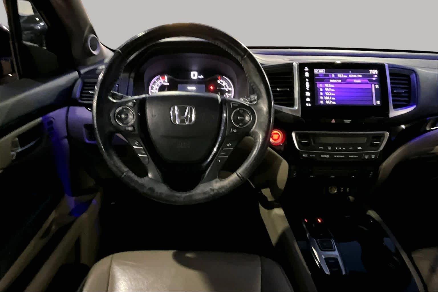 Used 2018 Deep Scarlet Pearl Honda Touring image 6