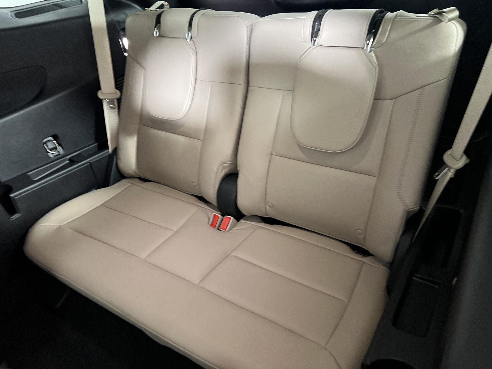 Used 2020 Star White Metallic Tri-Coat Ford Limited image 27