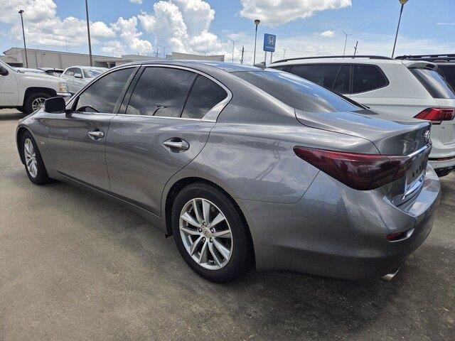 Used 2017 Graphite Shadow INFINITI 3.0t Premium image 3