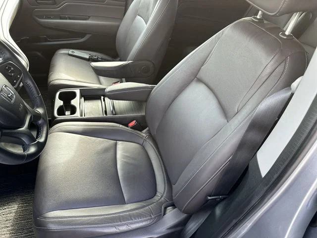 Used 2024 Silver Honda EX-L image 15
