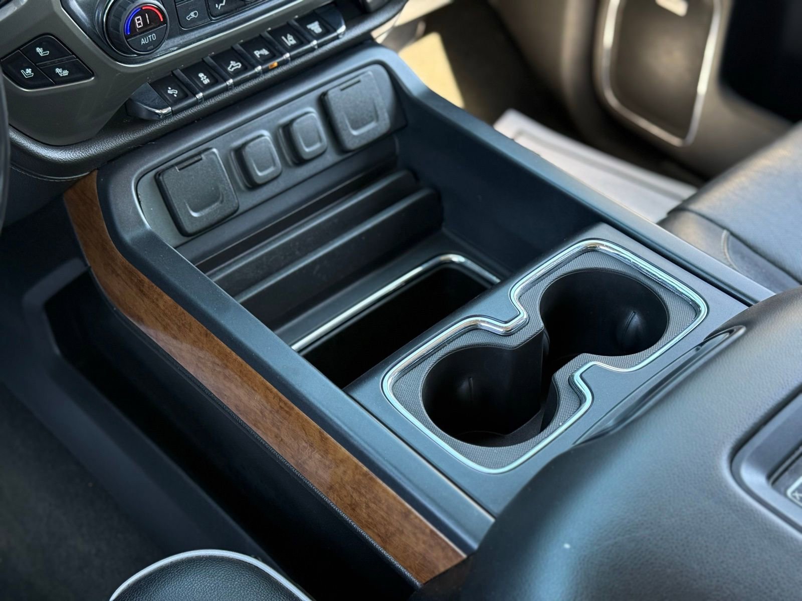 2019 Chevrolet Silverado 2500HD High Country - Photo 23