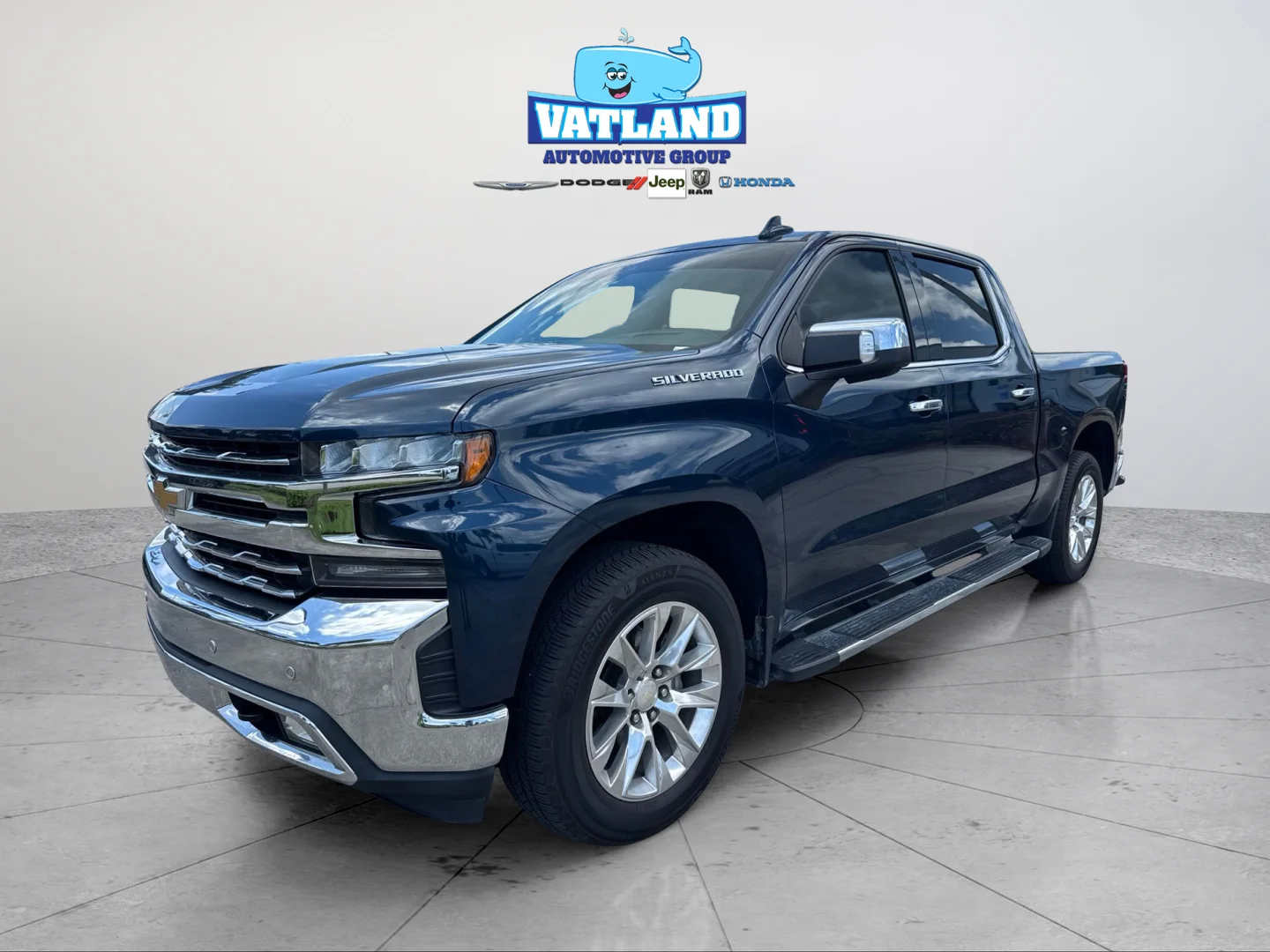 Used 2019 Northsky Blue Metallic Chevrolet LTZ image 36