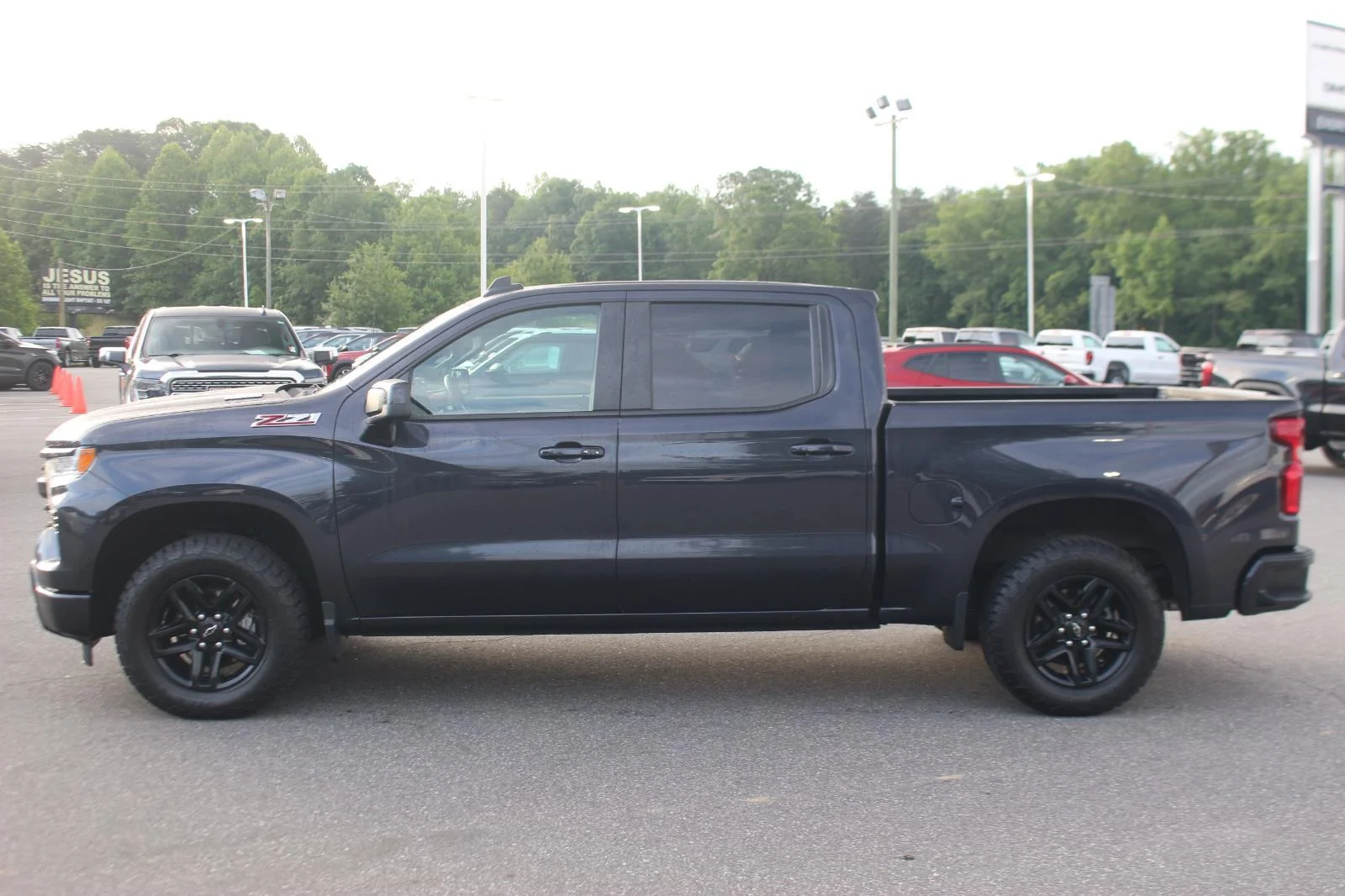 Used 2022 Dark Ash Metallic Chevrolet RST image 4