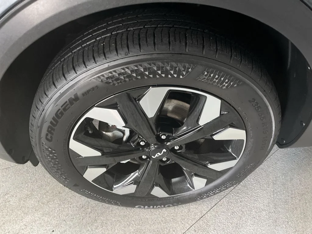 Used 2023 Gray Kia X-Line image 14