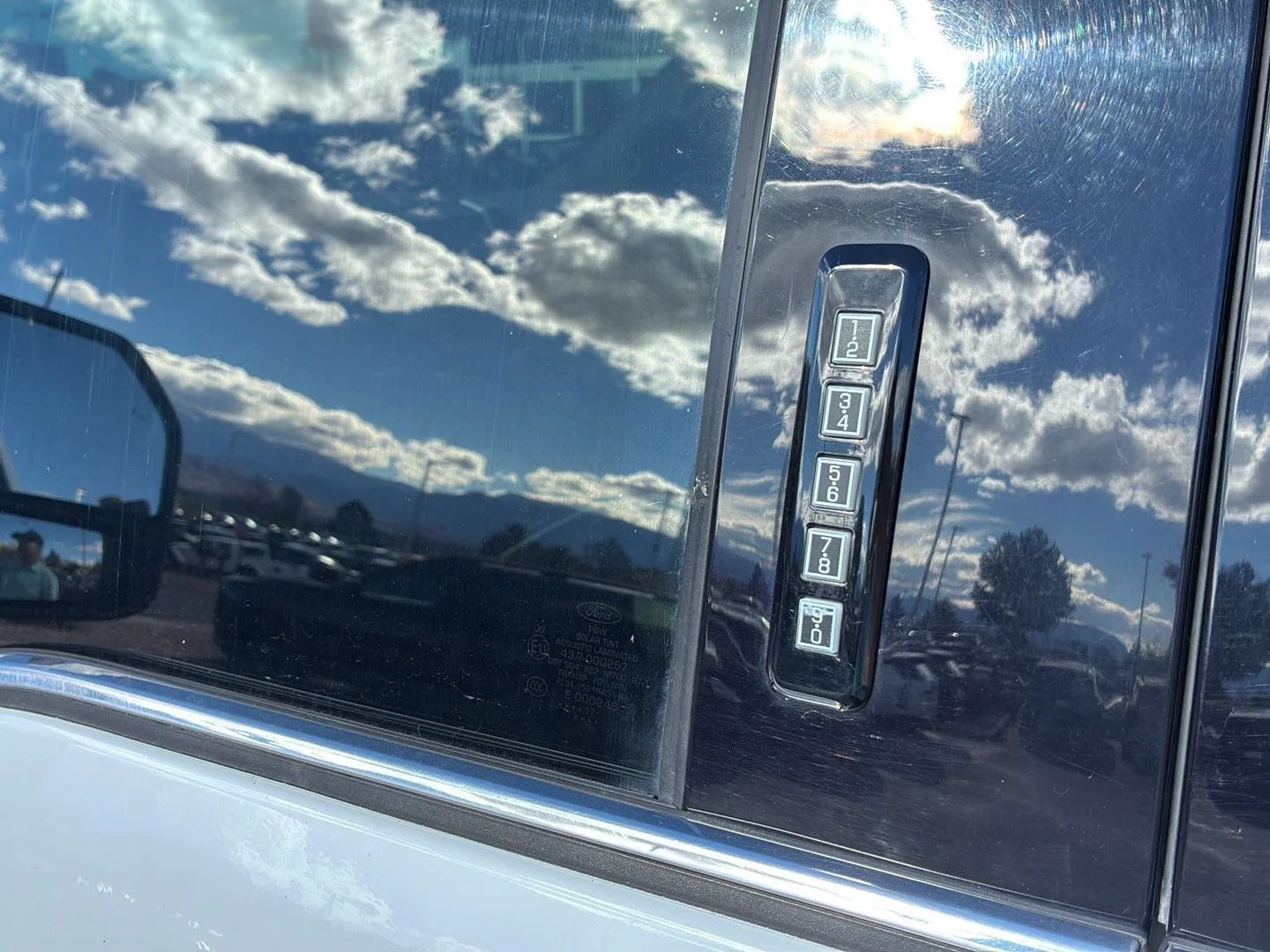 Used 2017 Oxford White Ford King Ranch image 10