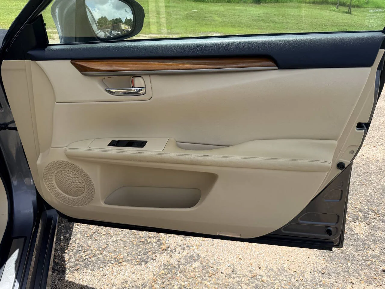Used 2013 Gray Lexus Base 4dr Sedan image 28