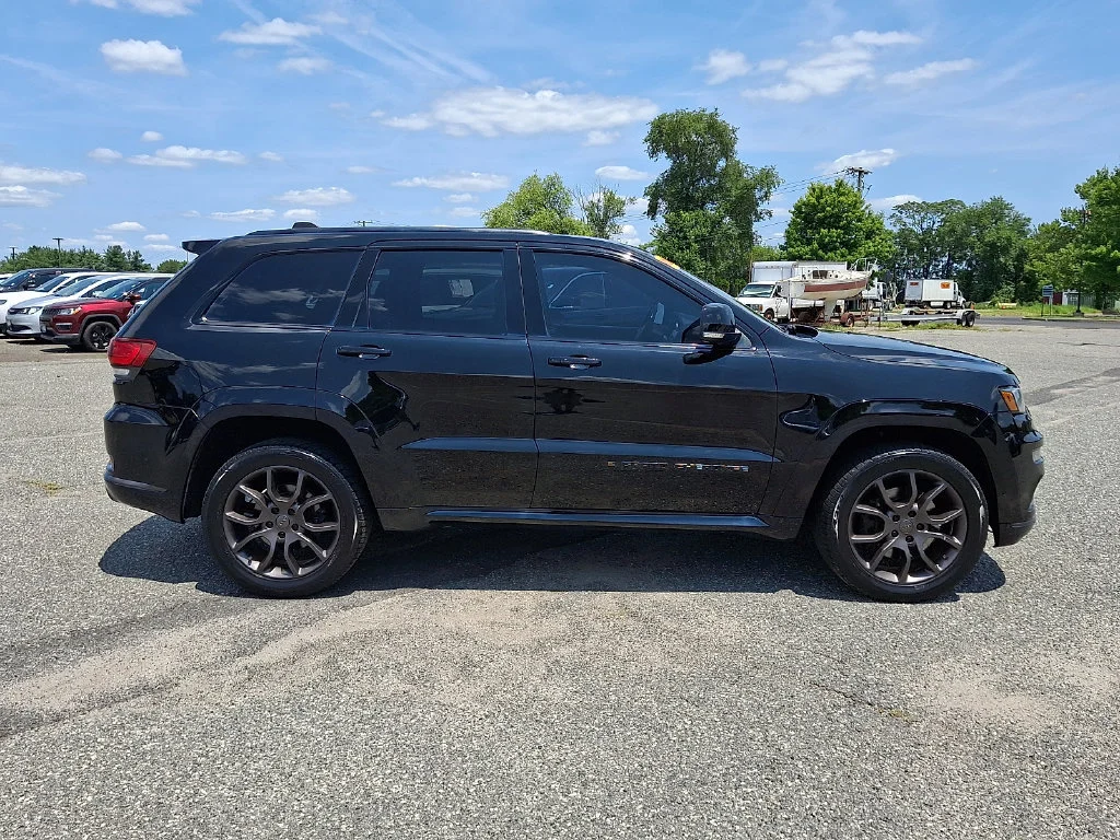 Used 2021 Diamond Black Crystal Pearlcoat Jeep High Altitude image 13