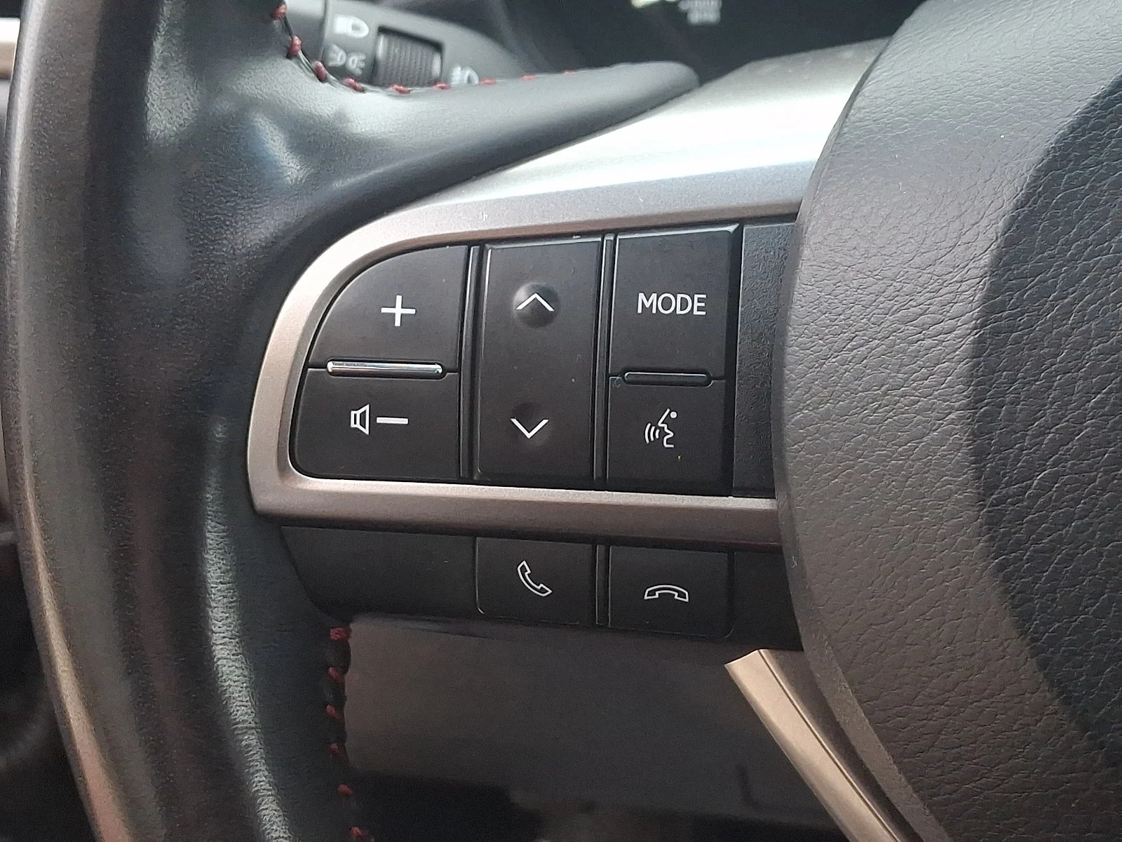 Certified Used 2023 BLACK Lexus  image 21