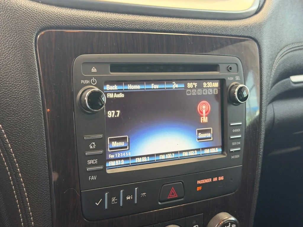 Used 2017 SIREN RED TINTCOAT Chevrolet LT image 19