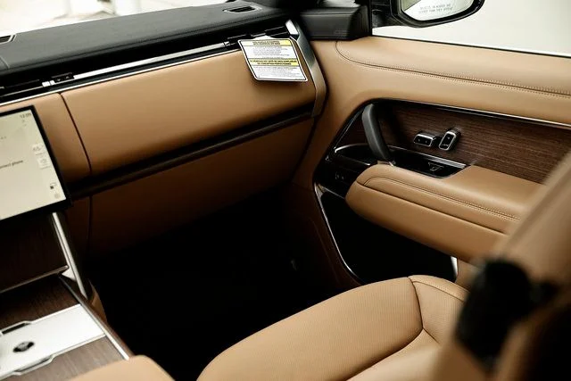 New 2026 Fuji White Land Rover SE image 37