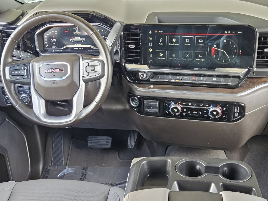 Used 2025 White GMC SLT image 26