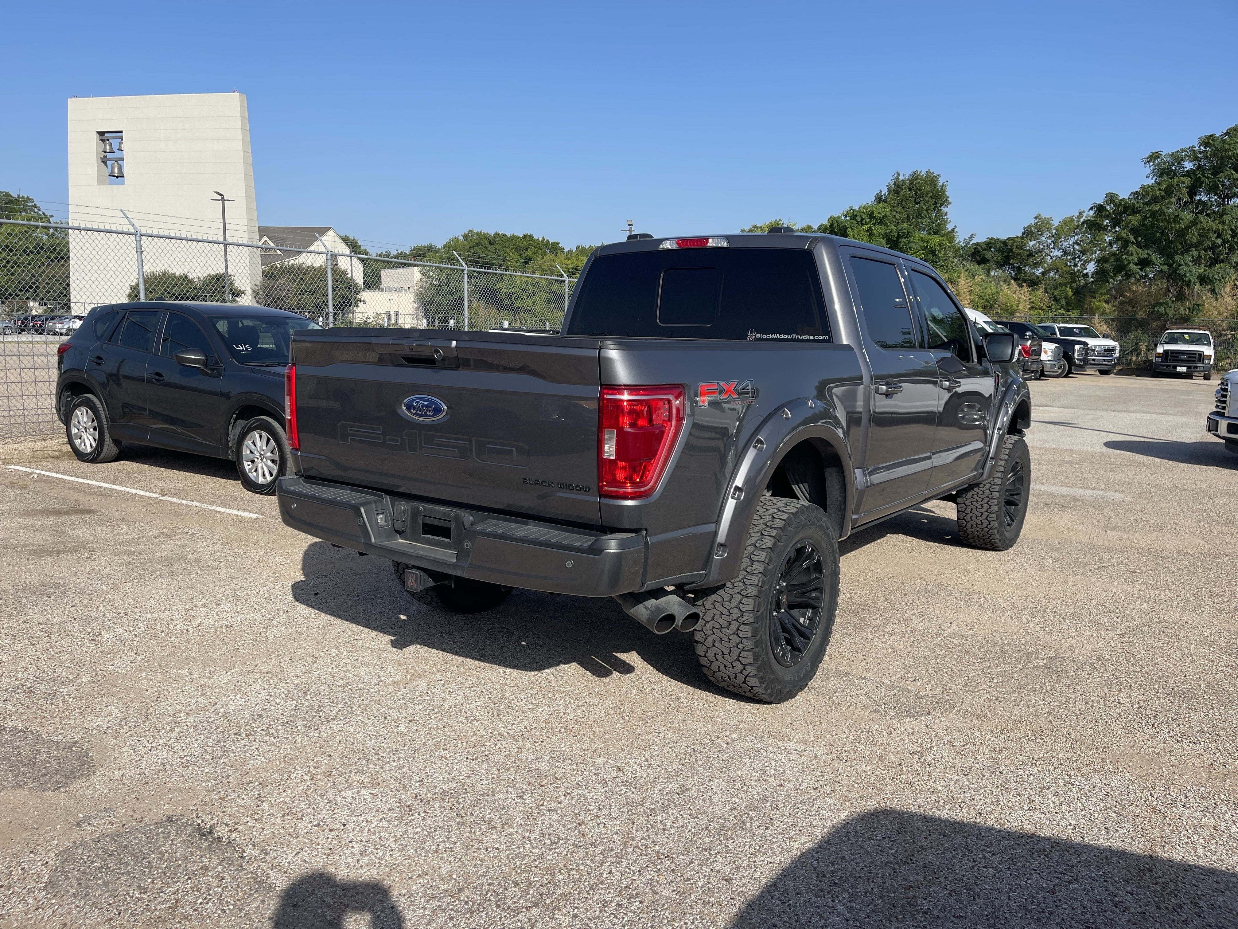 Used 2022 Gray Metallic Ford XLT image 3