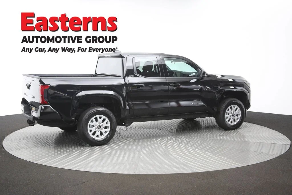 Used 2026 Black Toyota SR5 image 41